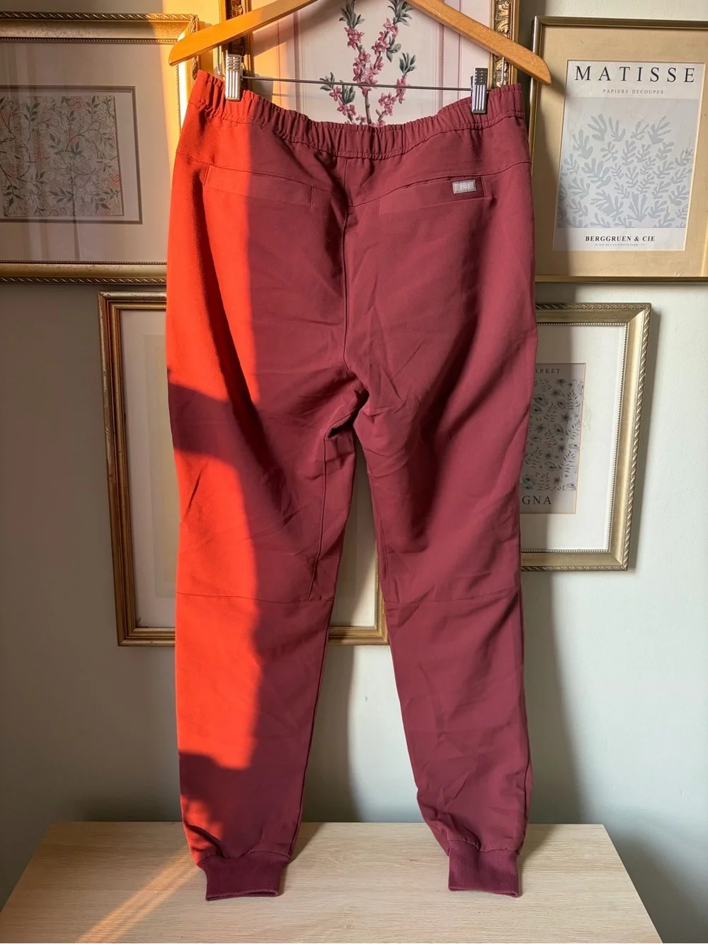 Figs Men’s Joggers Dark Cherry Medium